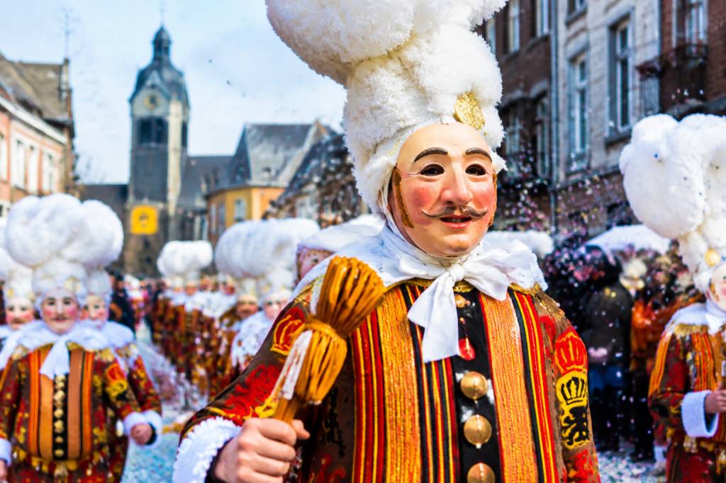 Carnaval en Belgique : les festivités incontournables à découvrir