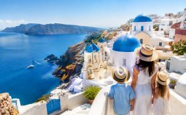 Où aller en Grèce en famille : les meilleures destinations pour des vacances inoubliables